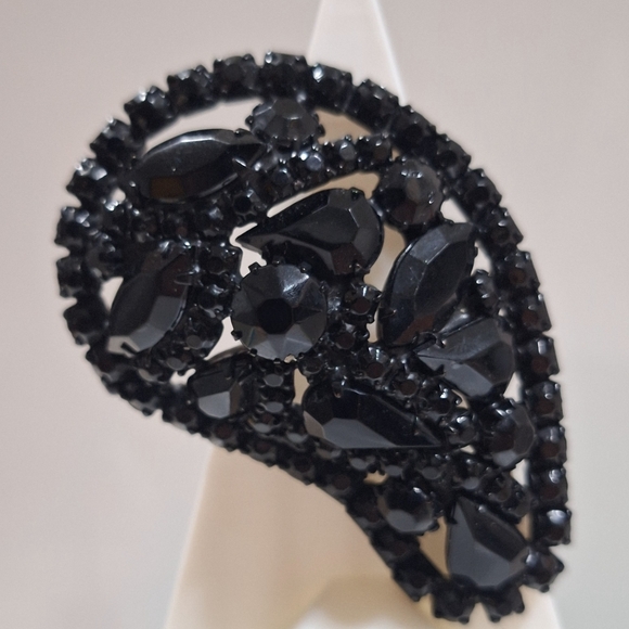 Vtg Weiss Black Prong Set Rhinestone Brooch Pin 2.25" Mourning Brooch - Picture 2 of 10